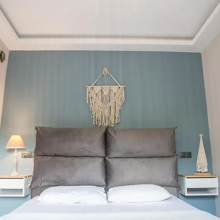 Fofi's House Casa vacanze Agioi Saranta